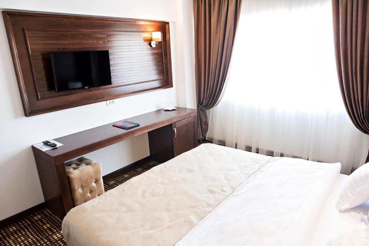 Hotel Bucovina スチャヴァ エクステリア 写真